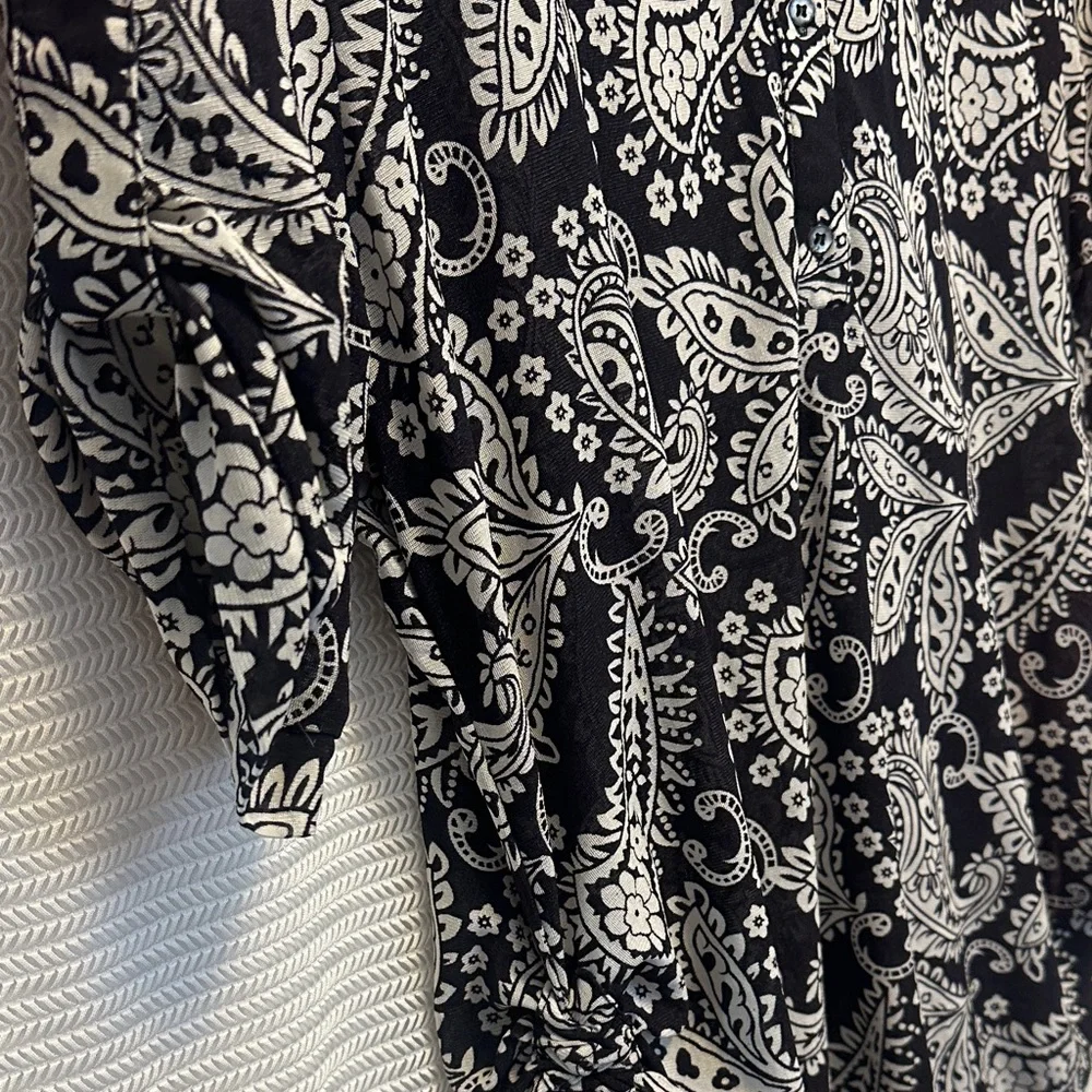 Women's Mixed Pattern Tops Set of 4 Size XL - Picture 10 of 14